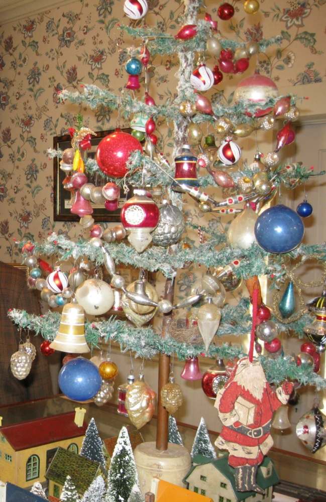 Antique Feather Tree and Ornaments, Christmas Season 2012